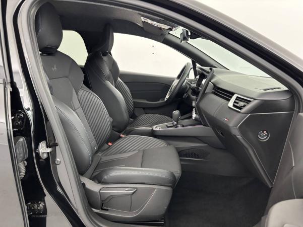 Vente en ligne Renault Clio 5 Clio E-Tech full hybrid 145 au prix de 21 870 €