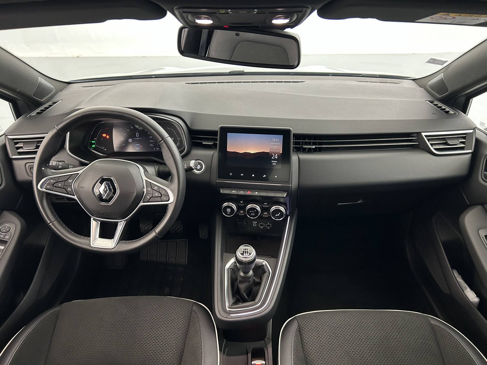 Vente en ligne Renault Clio 5 Clio Blue dCi 115 au prix de 16 880 €