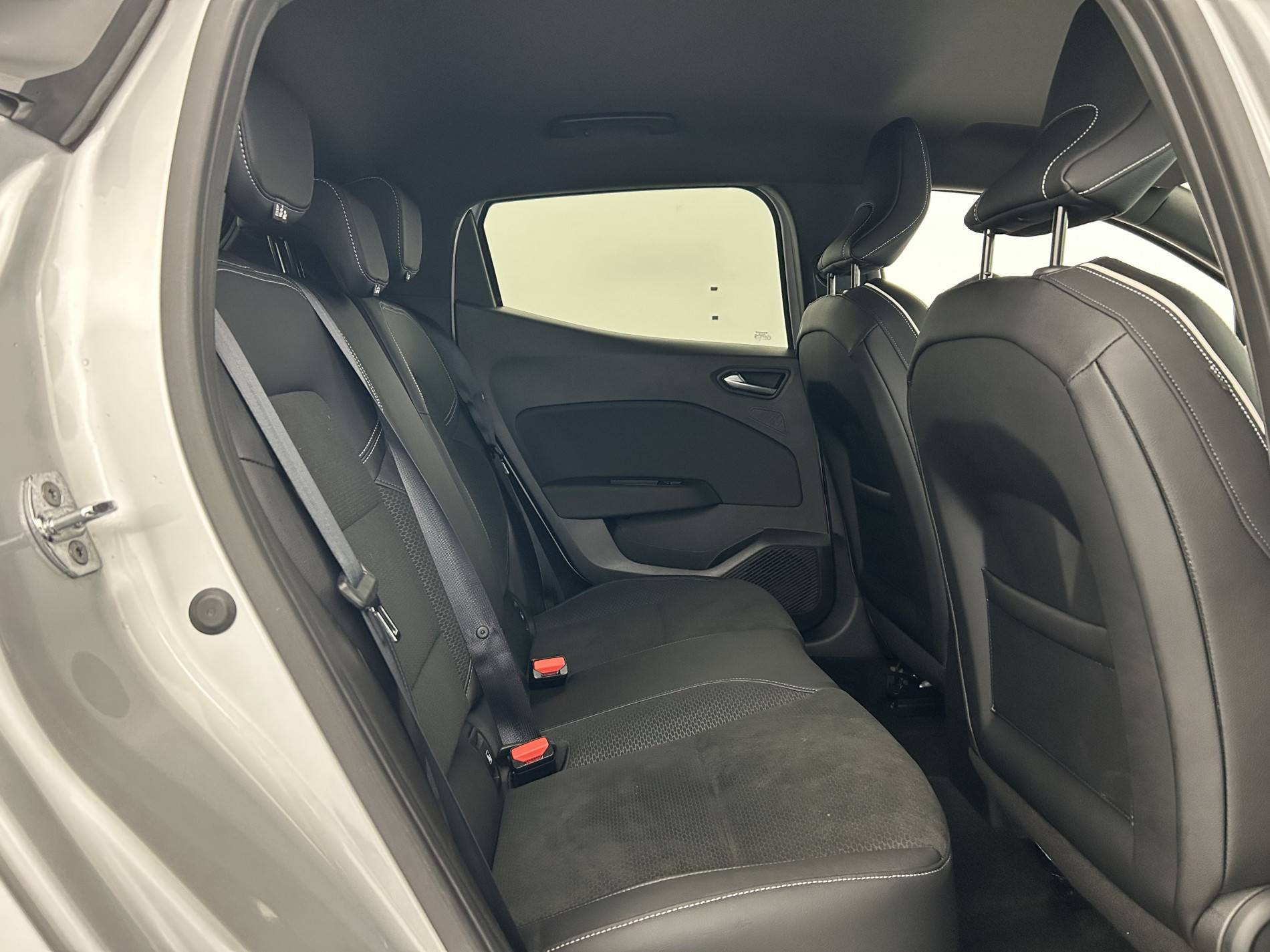 Vente en ligne Renault Clio 5 Clio Blue dCi 115 au prix de 16 880 €