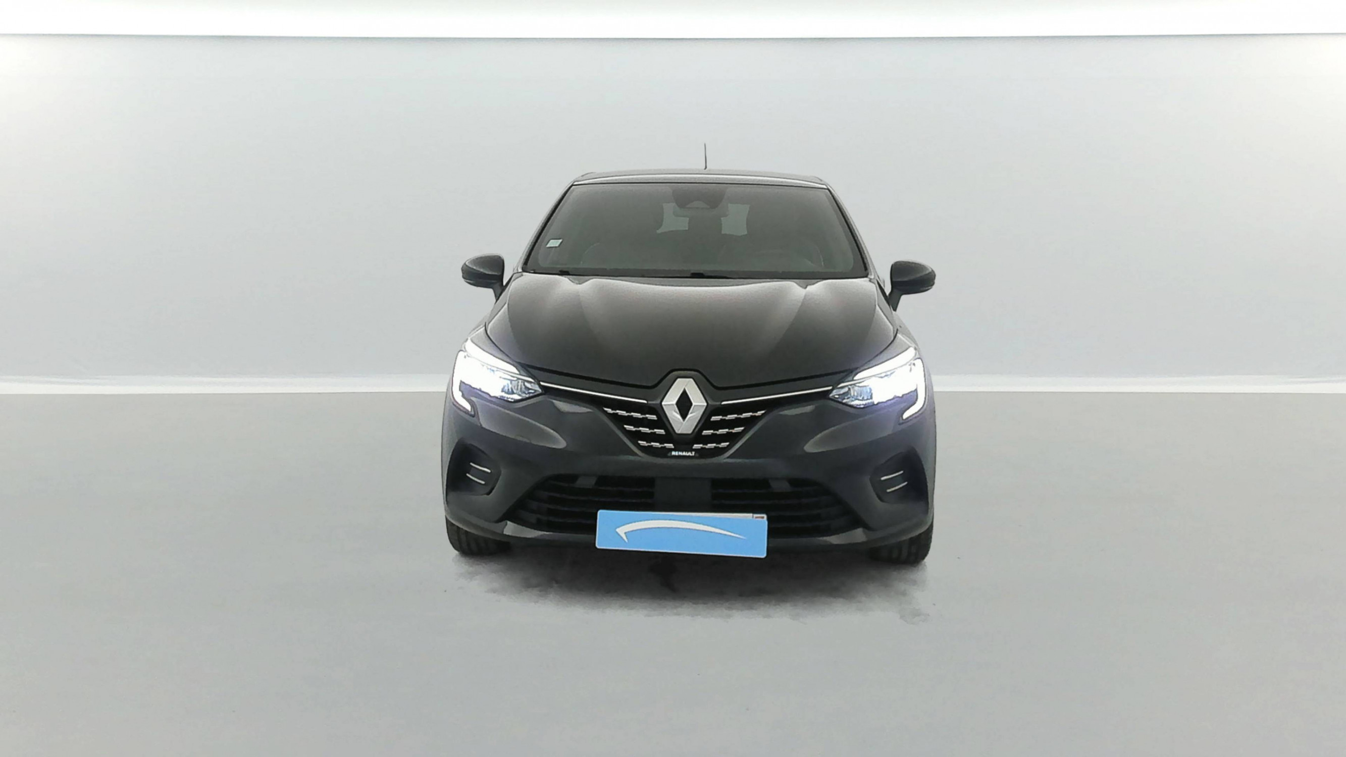 Vente en ligne Renault Clio 5 Clio E-Tech 140 au prix de 16 980 €