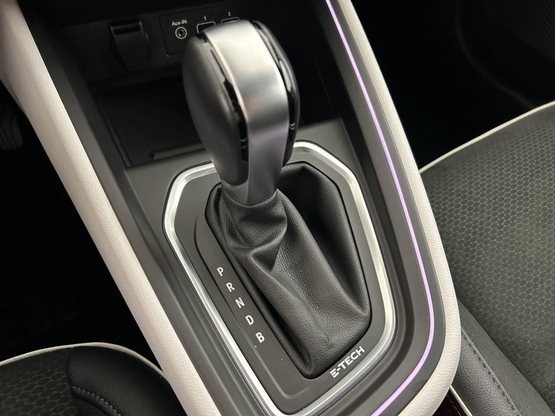 Vente en ligne Renault Clio 5 Clio E-Tech 140 au prix de 16 980 €