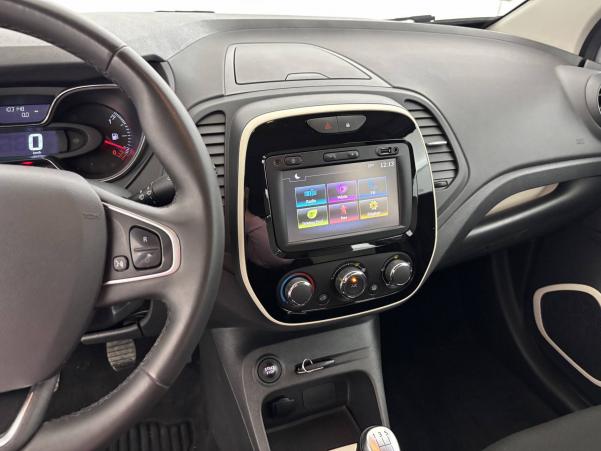 Vente en ligne Renault Captur Captur dCi 90 E6C au prix de 12 990 €