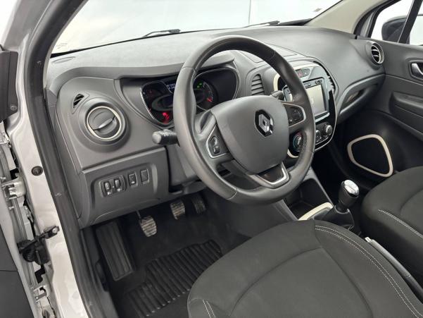 Vente en ligne Renault Captur Captur dCi 90 E6C au prix de 12 990 €