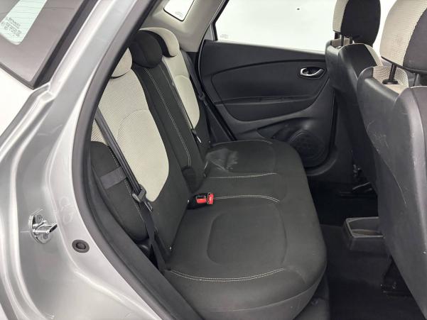 Vente en ligne Renault Captur Captur dCi 90 E6C au prix de 12 990 €