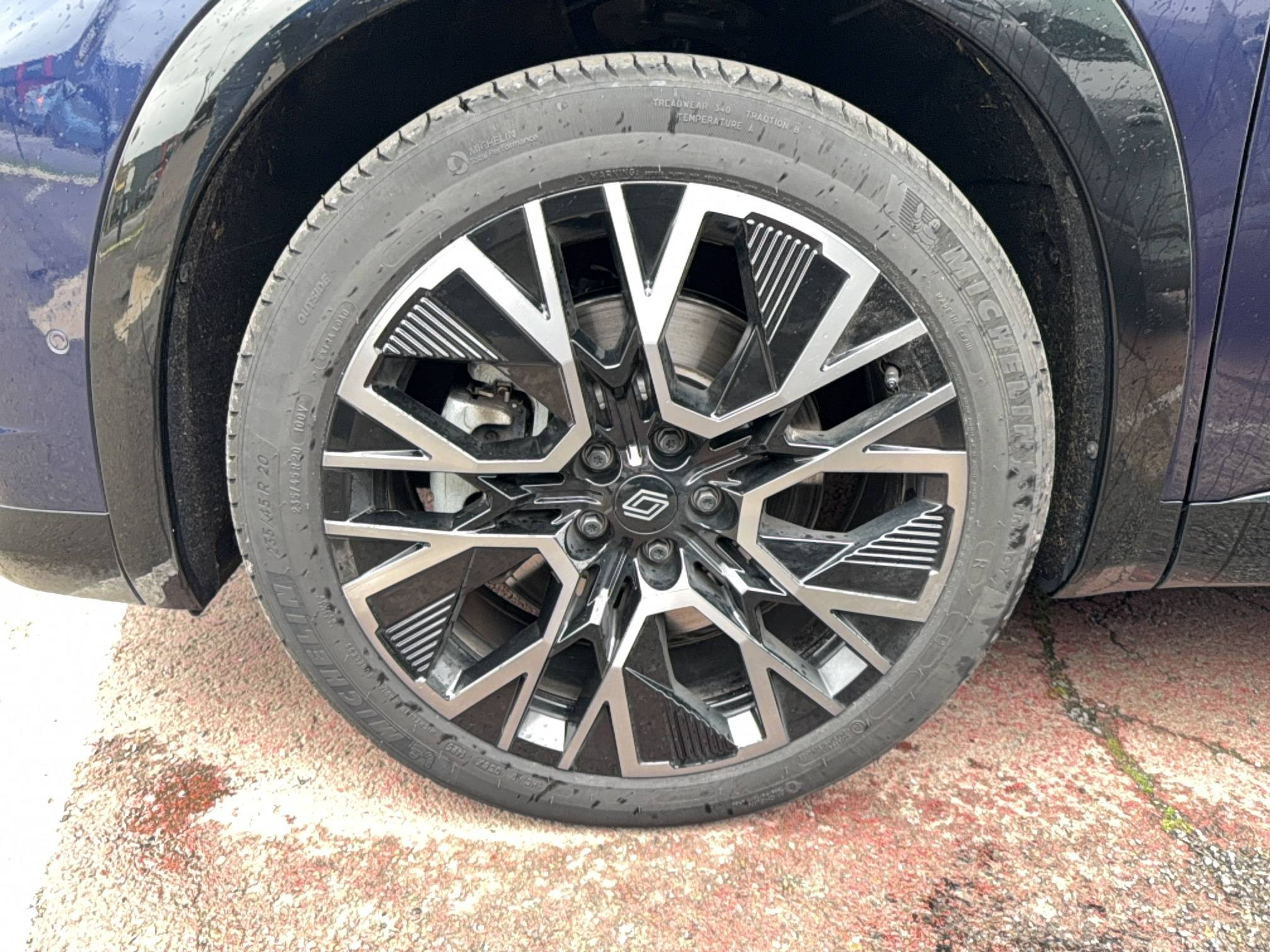 Vente en ligne Renault Espace Espace full hybrid E-Tech 200 ch 7pl au prix de 49 480 €