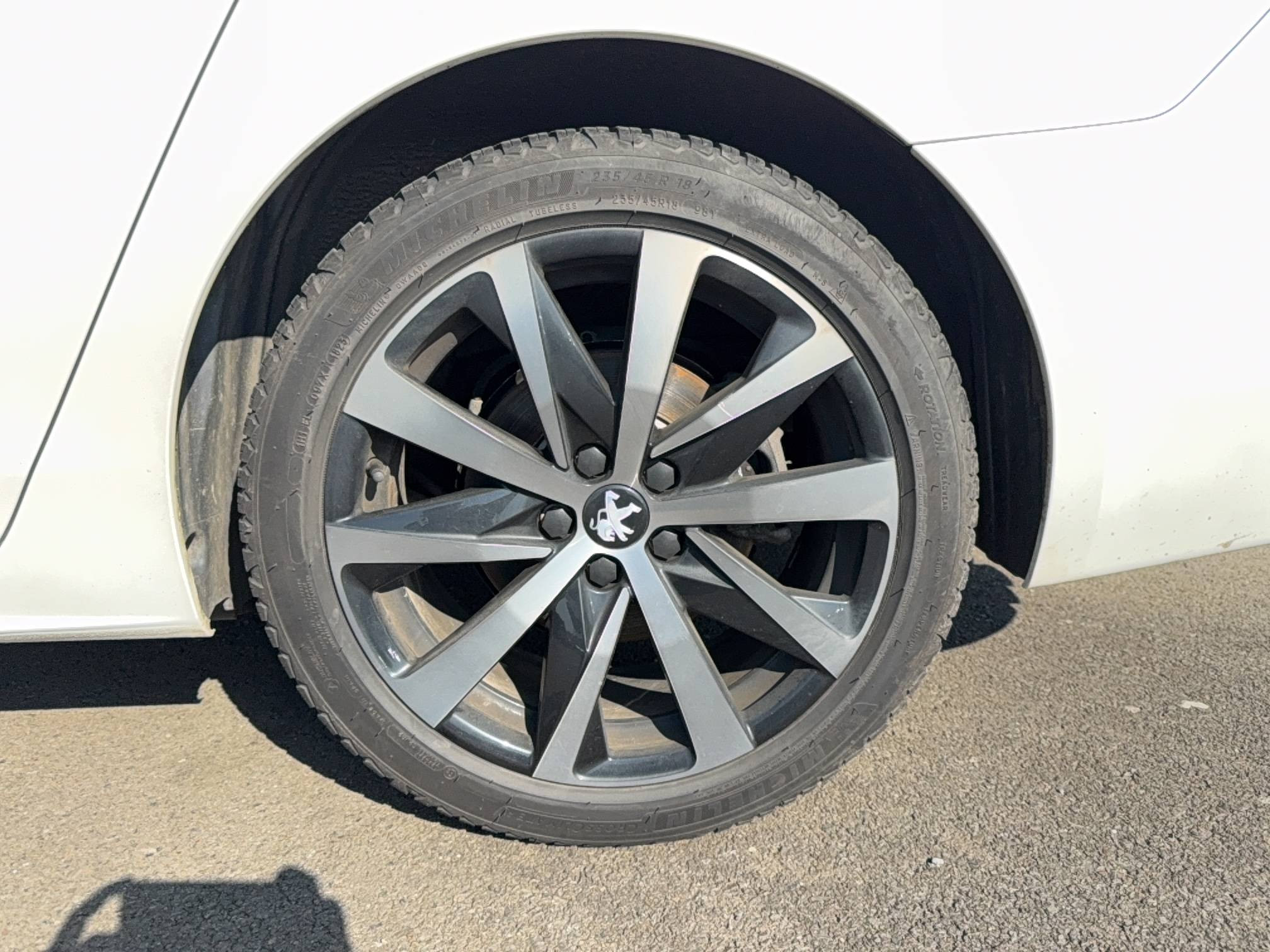 Vente en ligne Peugeot 508 SW  BlueHDi 160 ch S&S EAT8 au prix de 19 890 €