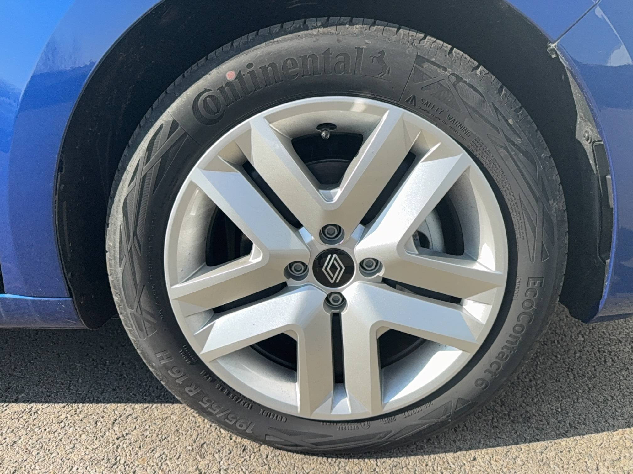 Vente en ligne Renault Clio 5 Clio Blue dCi 100 ch GSR2 au prix de 19 490 €