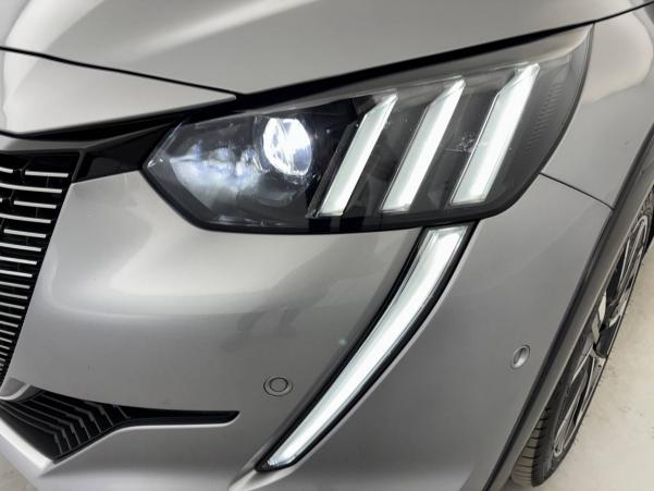 Vente en ligne Peugeot 208  PureTech 100 S&S EAT8 au prix de 14 990 €