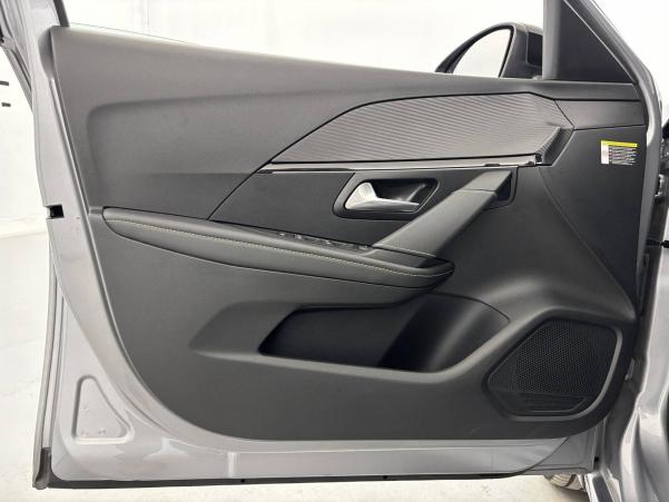Vente en ligne Peugeot 208  PureTech 100 S&S EAT8 au prix de 14 990 €