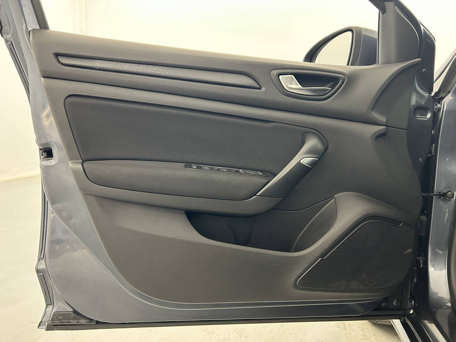 Vente en ligne Renault Megane 4 Estate Mégane IV Estate Blue dCi 95 au prix de 12 680 €