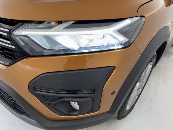 Vente en ligne Dacia Sandero  ECO-G 100 au prix de 15 680 €