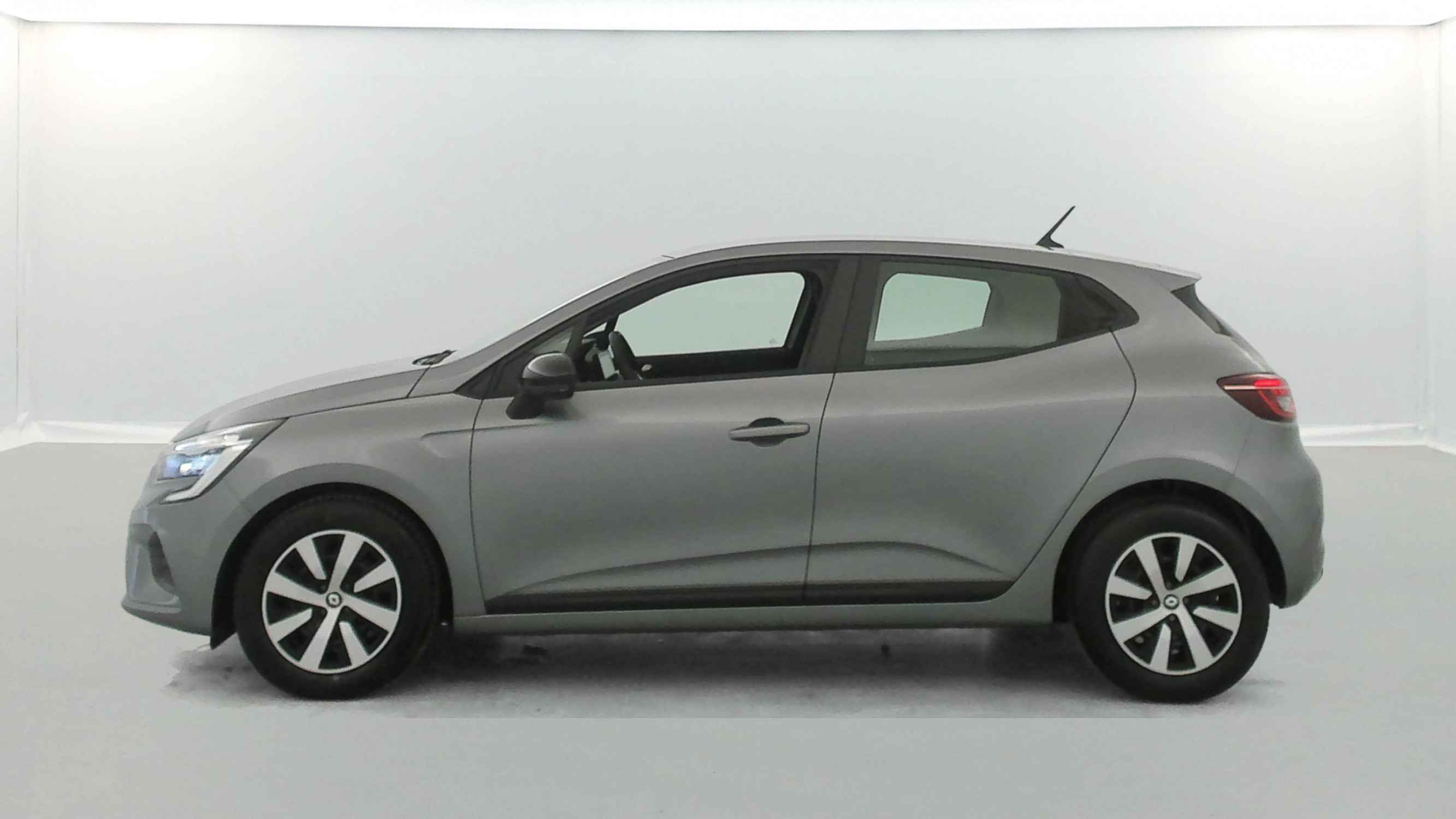 Vente en ligne Renault Clio 5 Clio TCe 90 au prix de 14 980 €