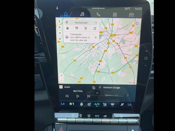 Vente en ligne Renault Espace Espace full hybrid E-Tech 200 ch 7pl au prix de 50 990 €