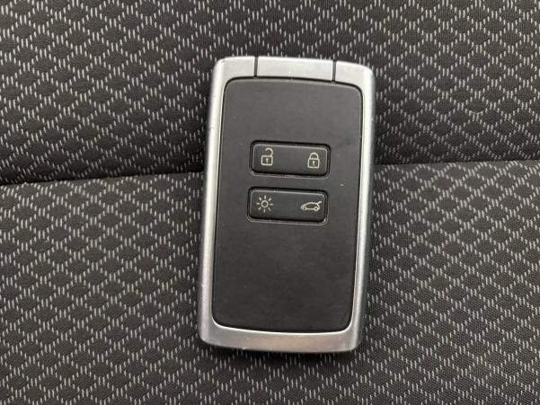 Vente en ligne Renault Arkana  E-Tech 145 - 21B au prix de 21 490 €