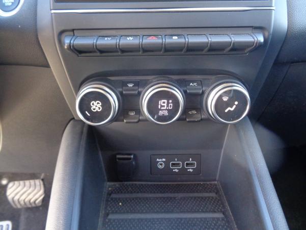 Vente en ligne Renault Captur  E-Tech Plug-in 160 au prix de 19 990 €