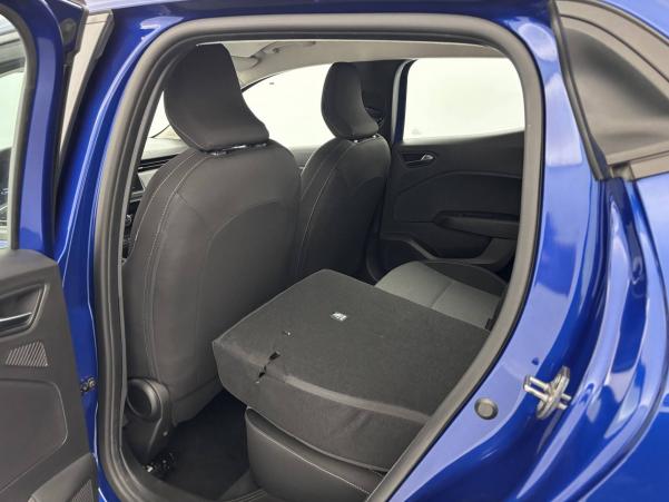 Vente en ligne Renault Clio 5 Clio TCe 90 au prix de 16 290 €