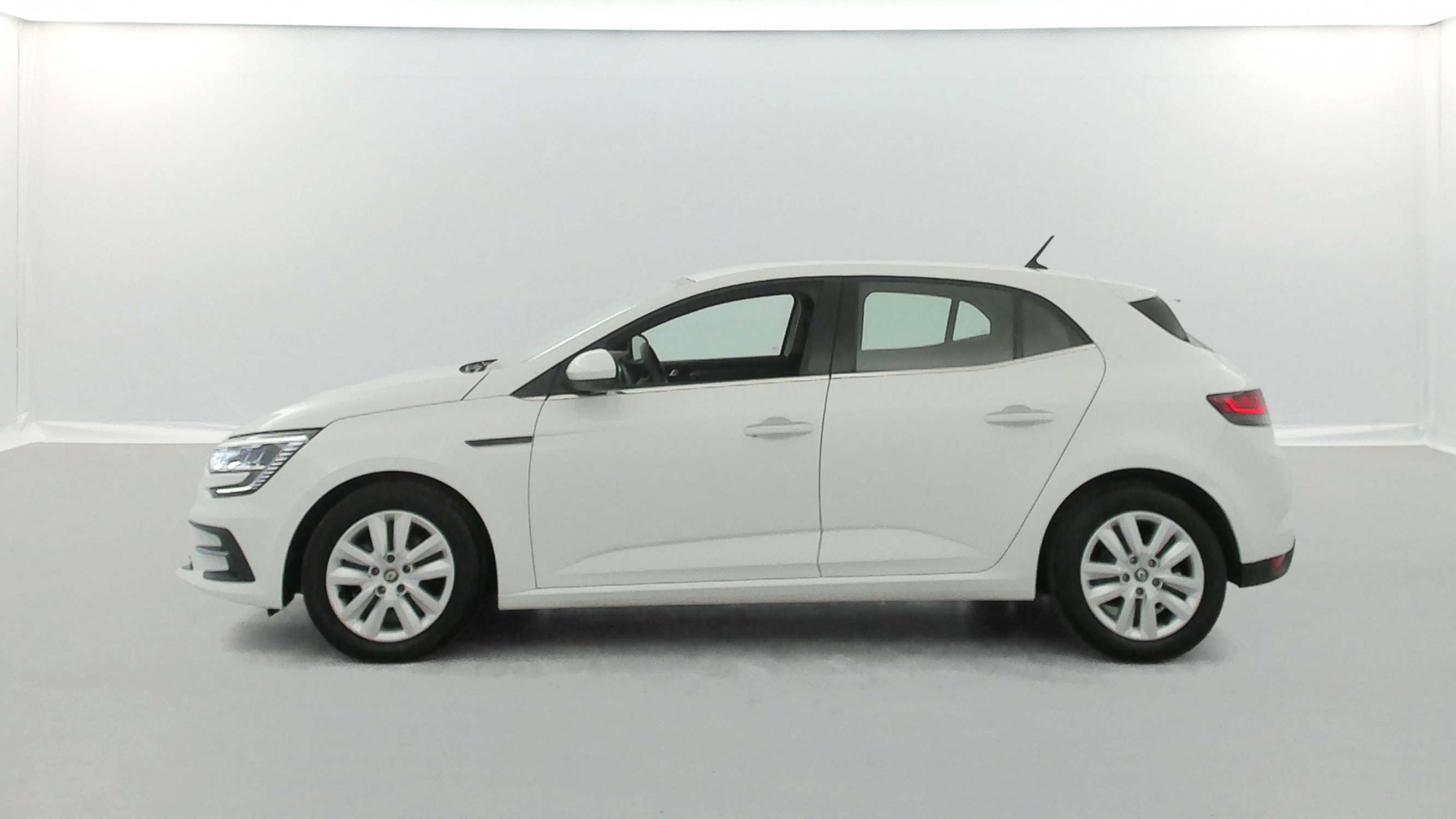 Vente en ligne Renault Megane 4 Mégane IV Berline Blue dCi 115 - 20 au prix de 14 190 €