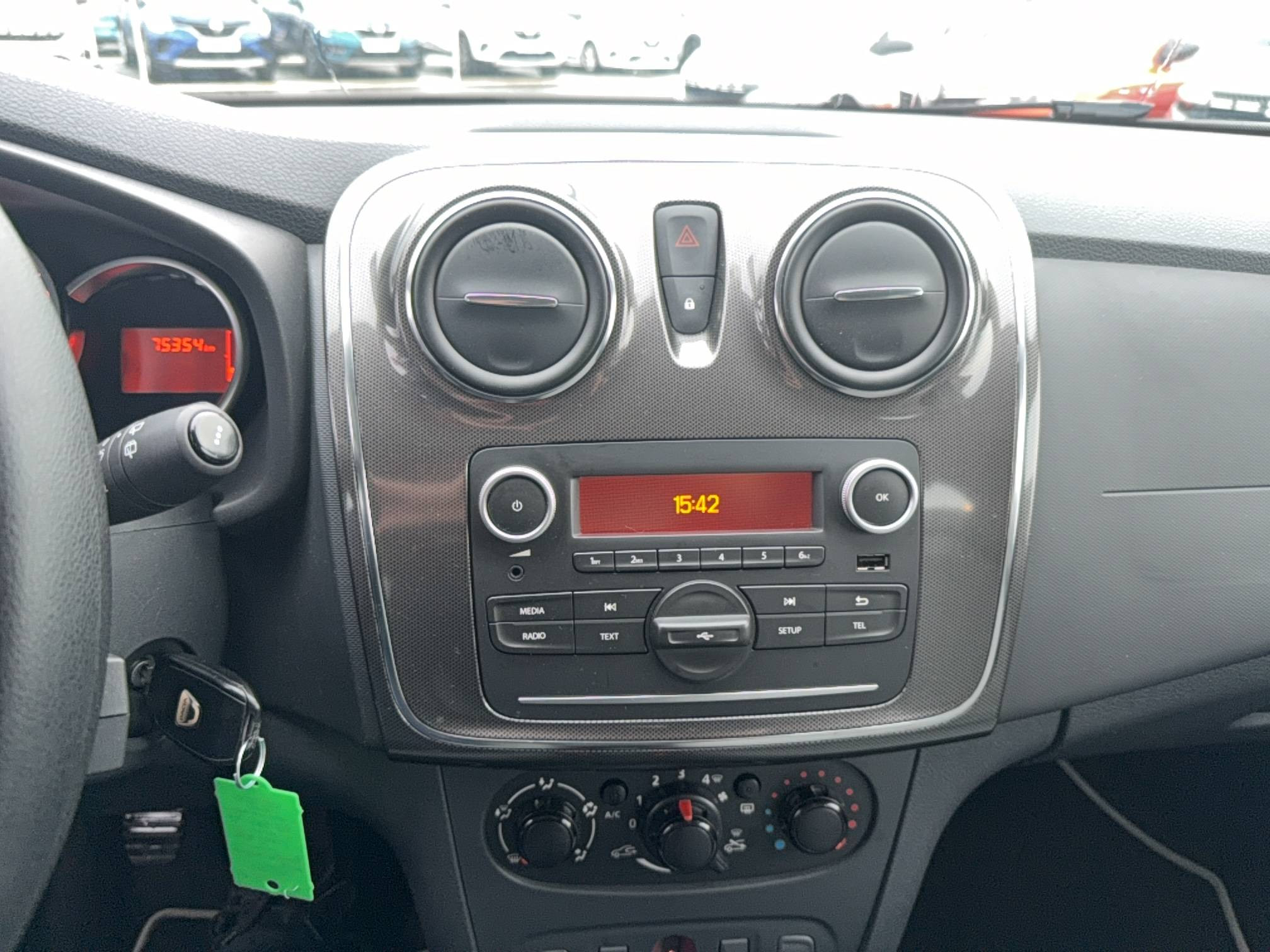 Vente en ligne Dacia Sandero  SCe 75 au prix de 9 990 €