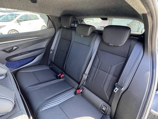 Vente en ligne Renault Megane E-Tech  220 ch autonomie confort au prix de 39 490 €