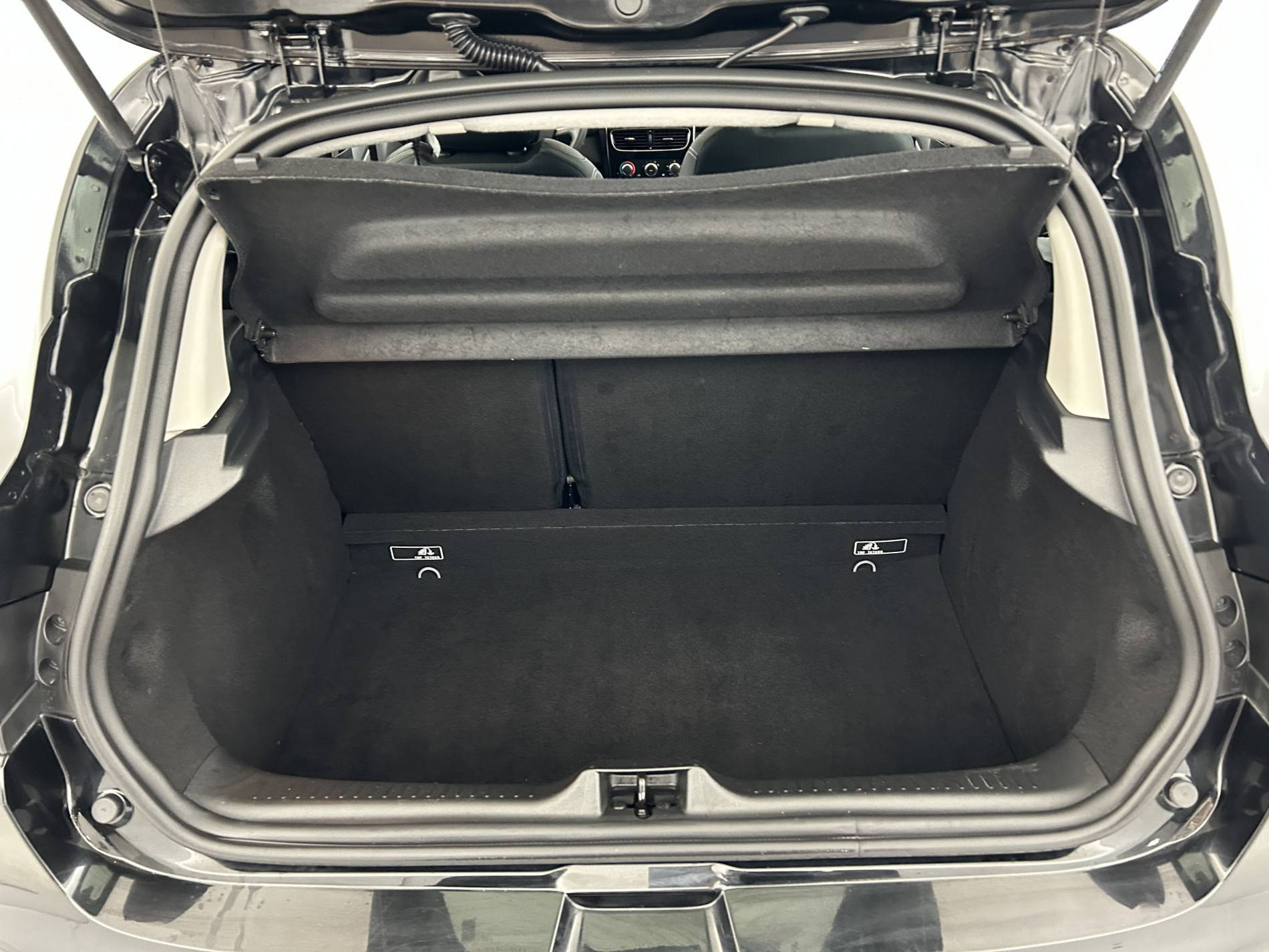 Vente en ligne Renault Clio 4 Clio TCe 90 E6C au prix de 10 890 €