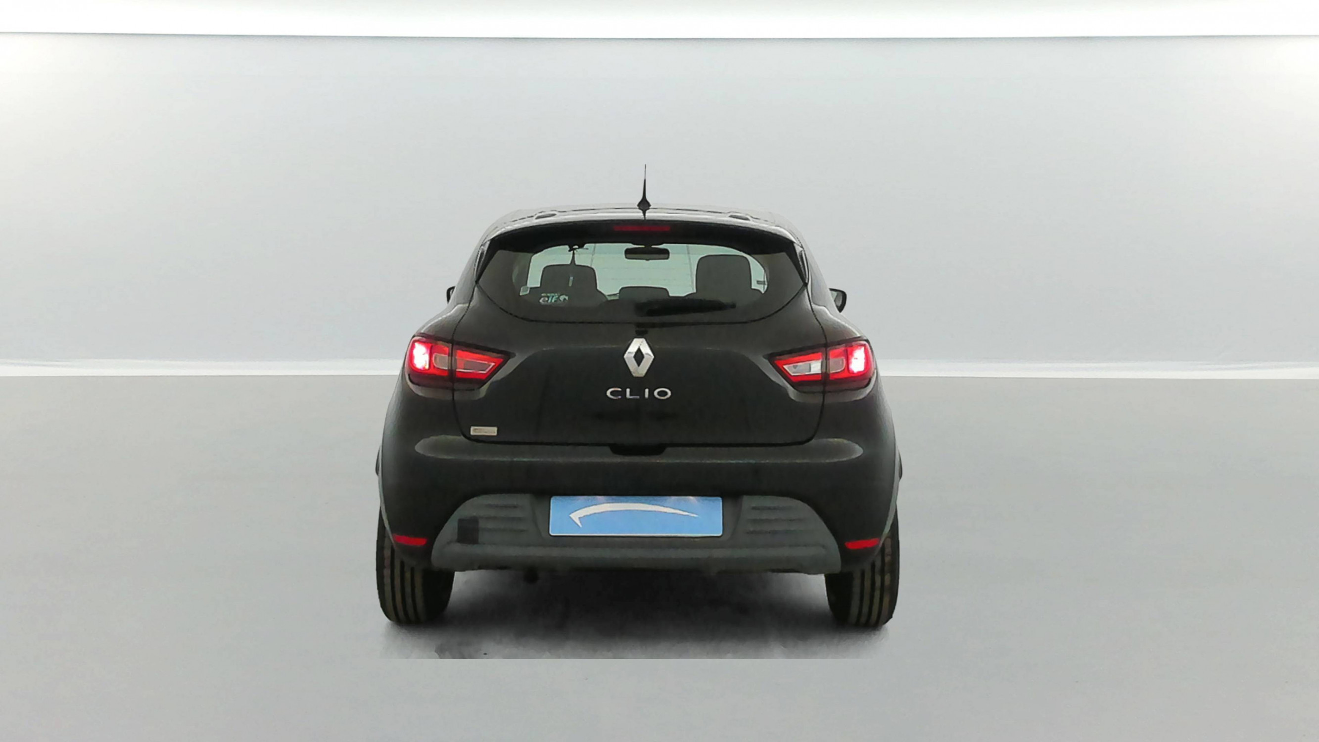 Vente en ligne Renault Clio 4 Clio TCe 90 E6C au prix de 10 890 €