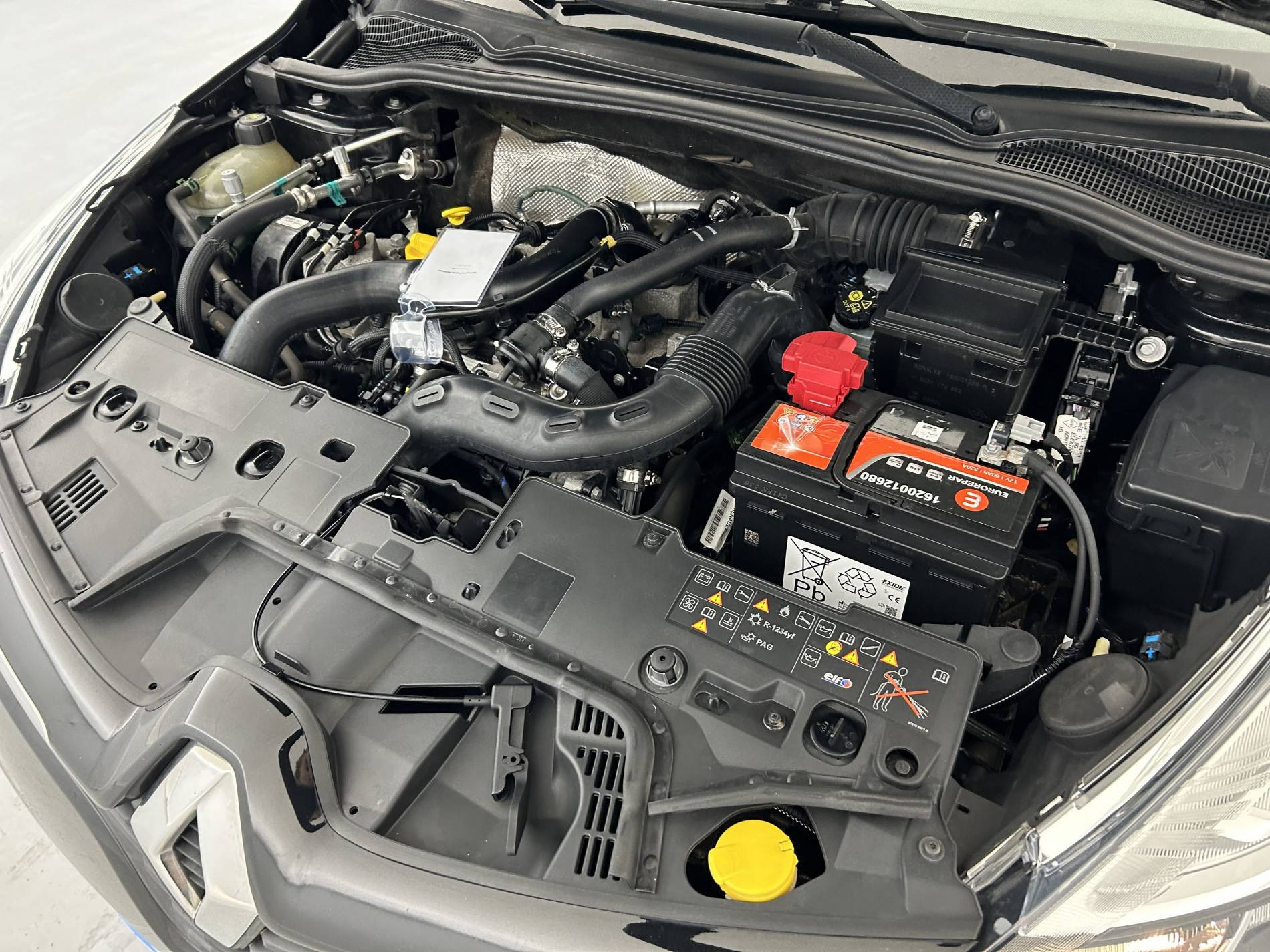 Vente en ligne Renault Clio 4 Clio TCe 90 E6C au prix de 10 890 €