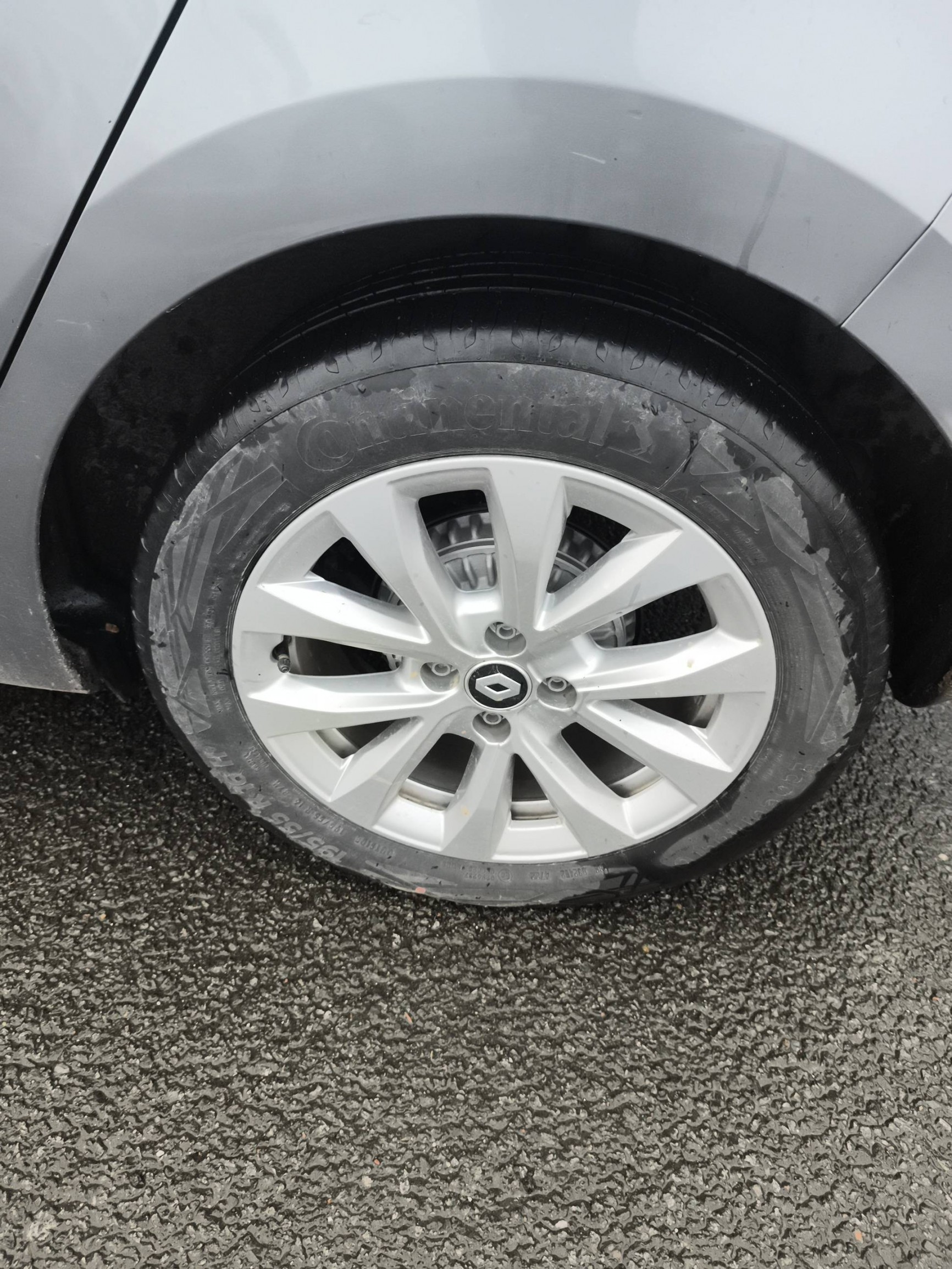 Vente en ligne Renault Clio 5 Clio TCe 90 au prix de 14 890 €