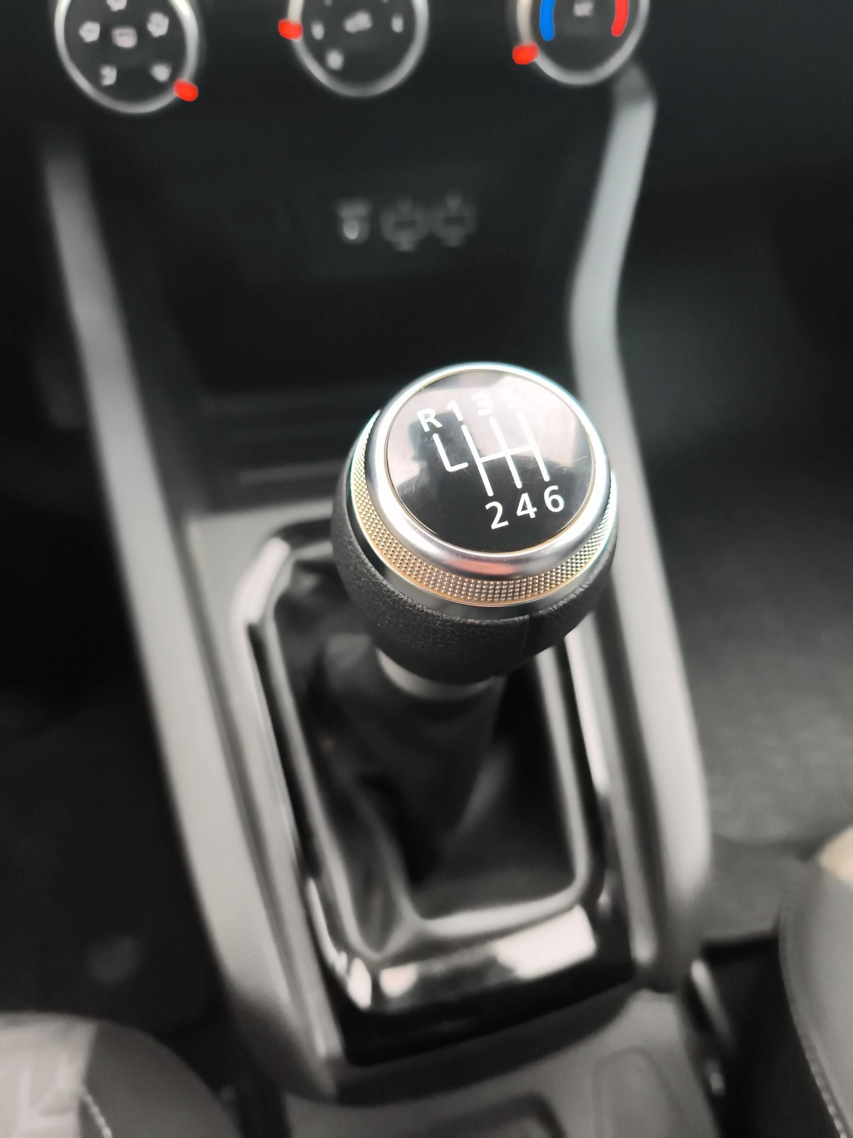 Vente en ligne Renault Clio 5 Clio TCe 90 au prix de 14 890 €