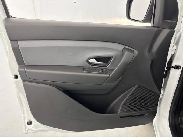Vente en ligne Renault Express Van  BLUE DCI 95 - 22 au prix de 16 990 €
