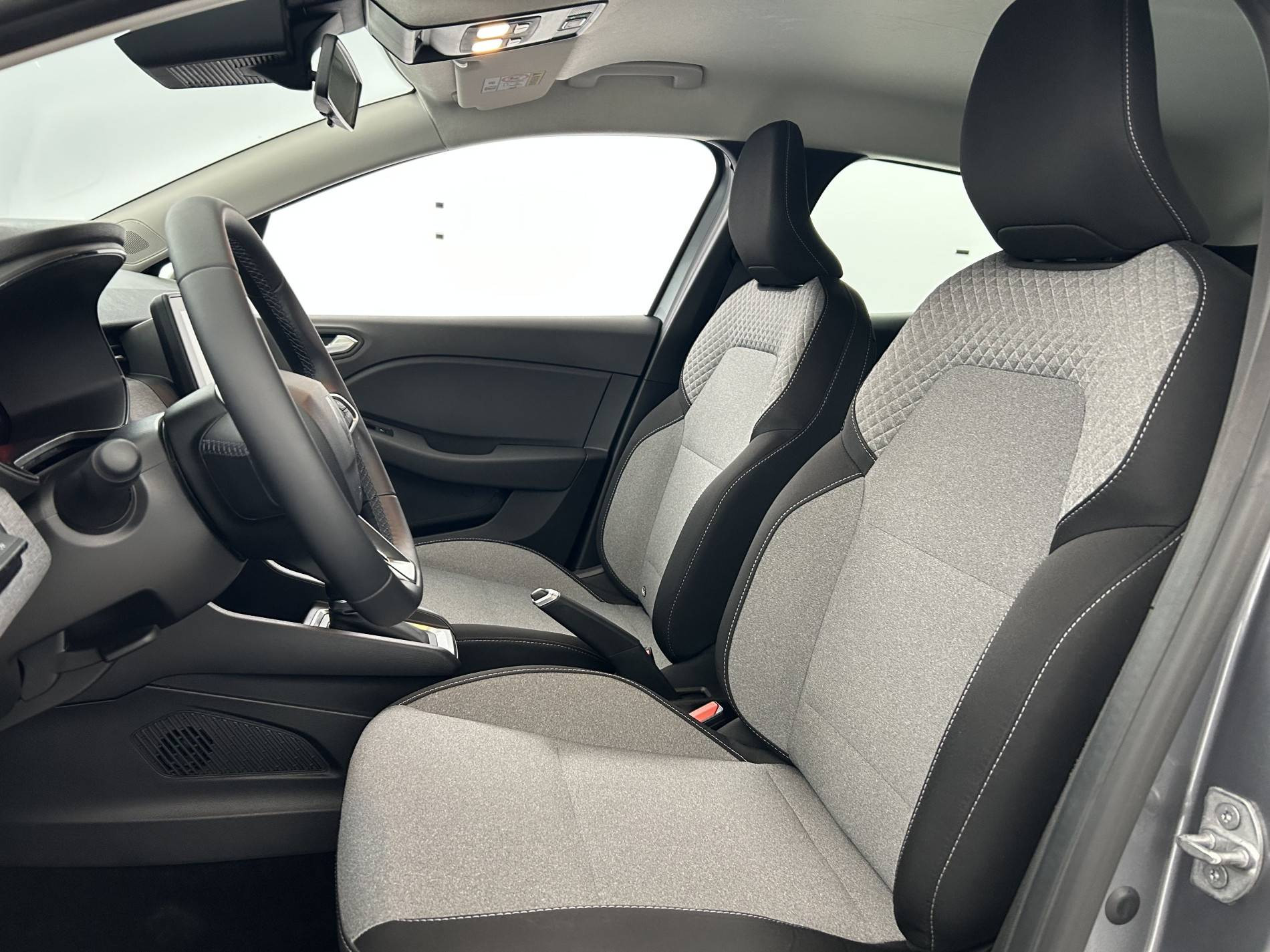 Vente en ligne Renault Clio 5 Clio E-Tech full hybrid 145 ch GSR2 au prix de 20 590 €