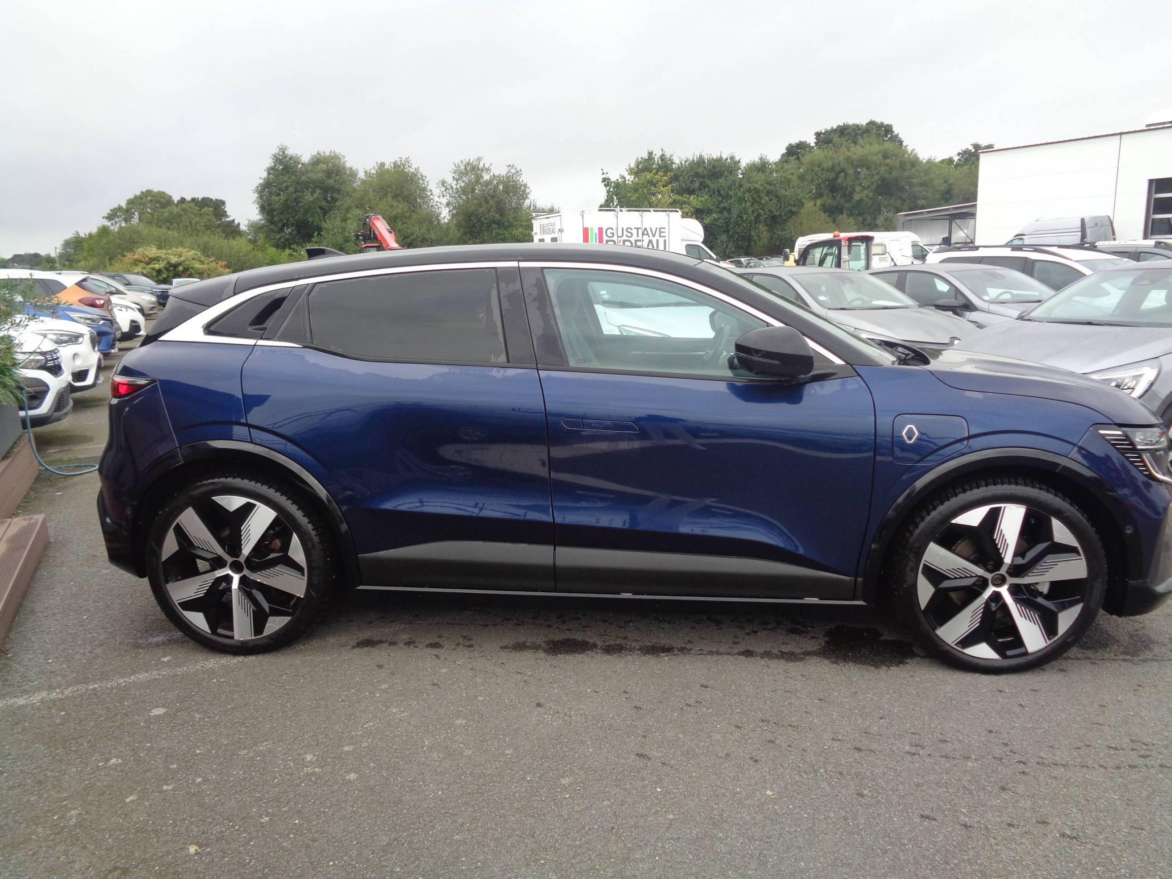 Vente en ligne Renault Megane E-Tech  EV60 220 ch optimum charge au prix de 24 990 €