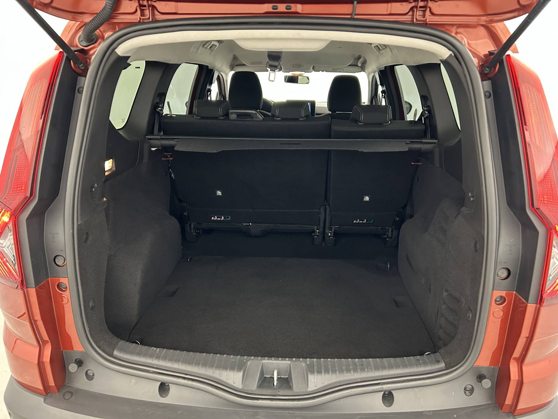 Vente en ligne Dacia Jogger  Hybrid 140 5 places au prix de 20 490 €