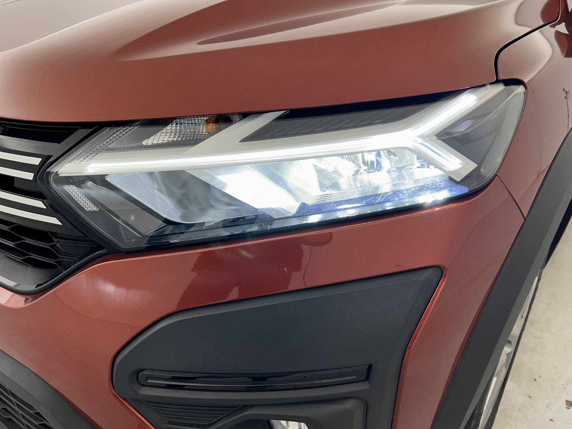 Vente en ligne Dacia Jogger  Hybrid 140 5 places au prix de 20 490 €