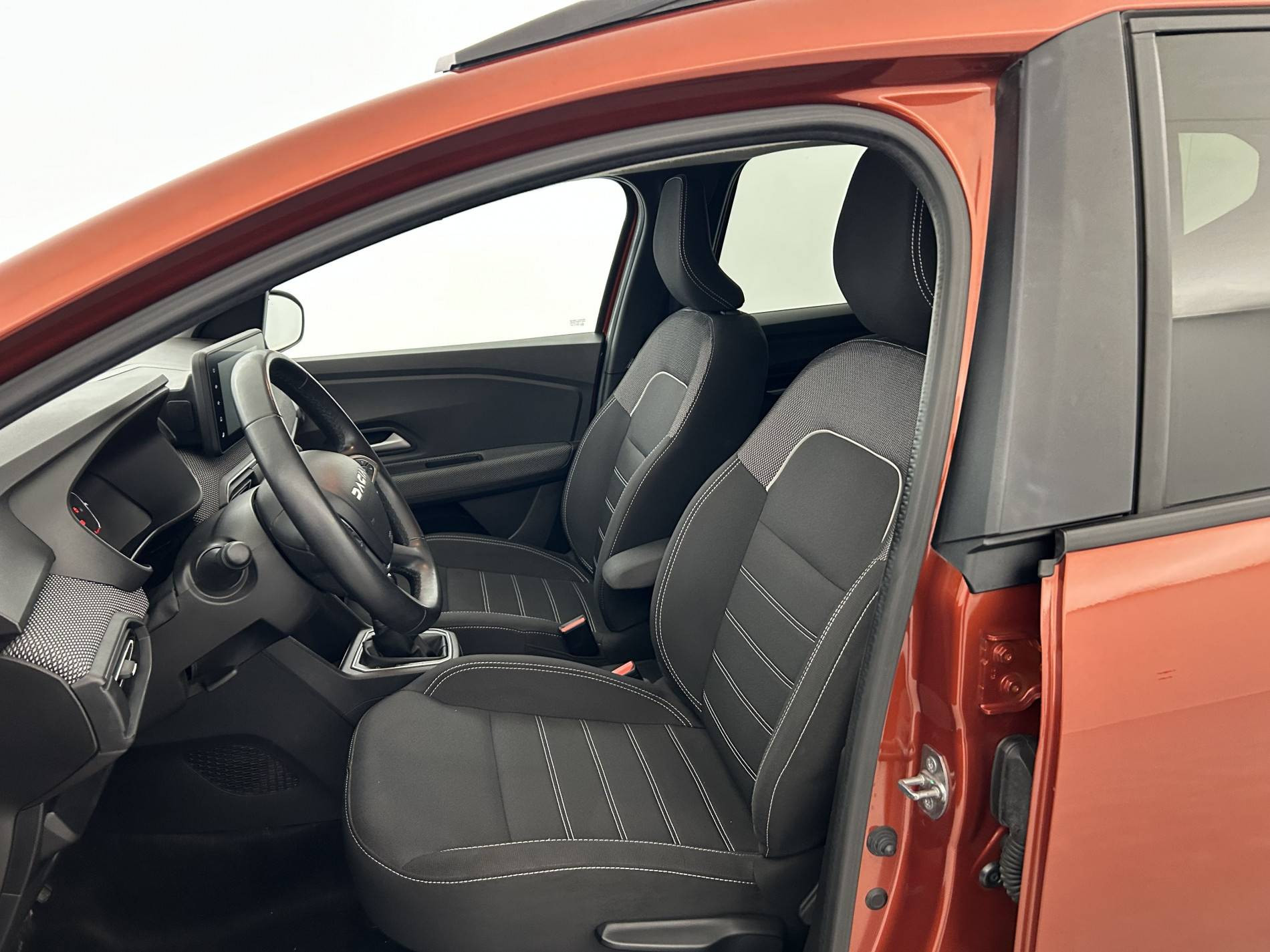 Vente en ligne Dacia Jogger  Hybrid 140 5 places au prix de 20 490 €