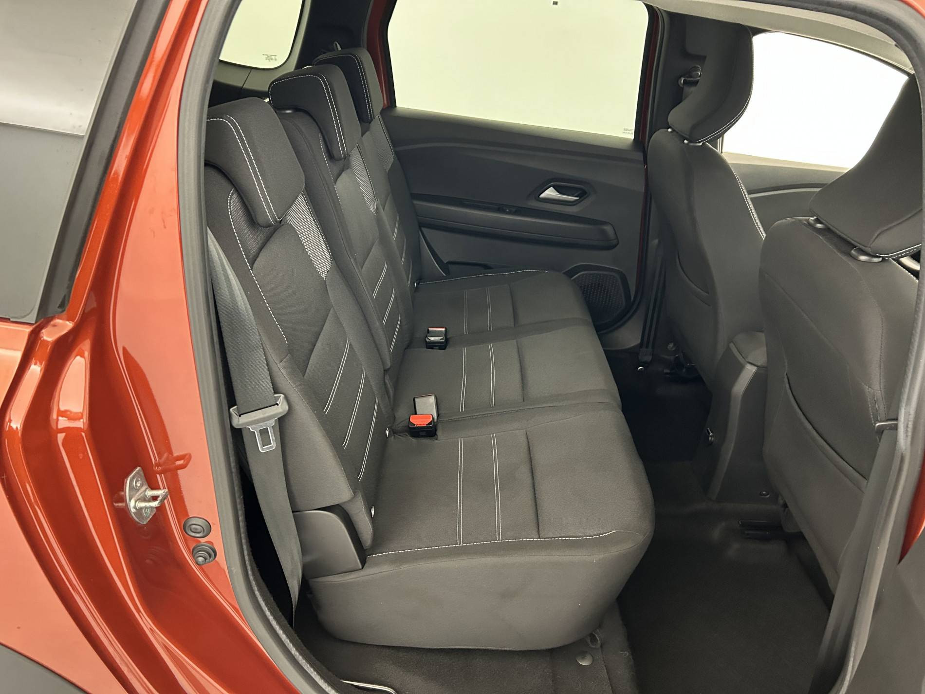 Vente en ligne Dacia Jogger  Hybrid 140 5 places au prix de 20 490 €