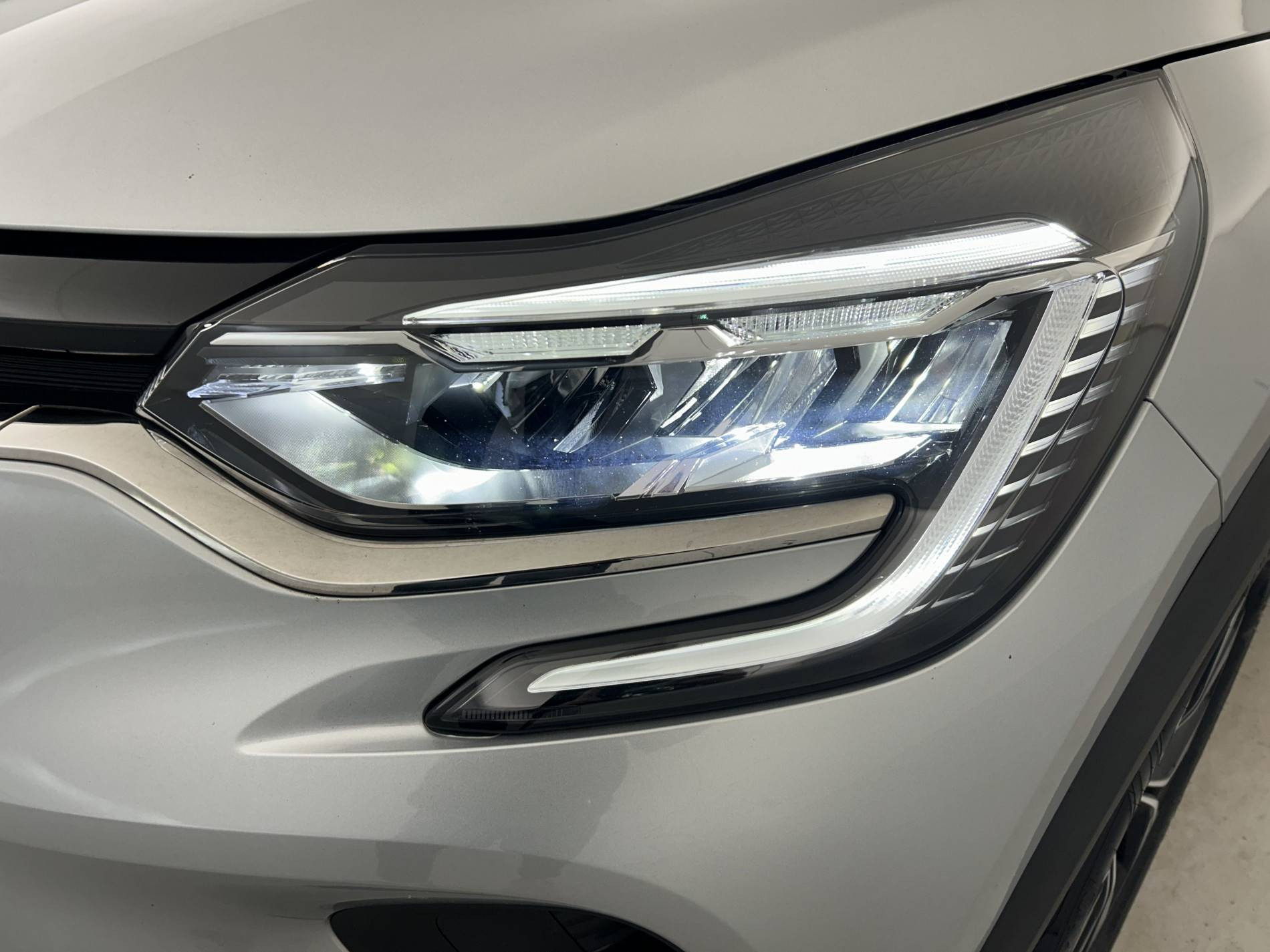 Vente en ligne Renault Captur  E-Tech full hybrid 145 au prix de 20 790 €