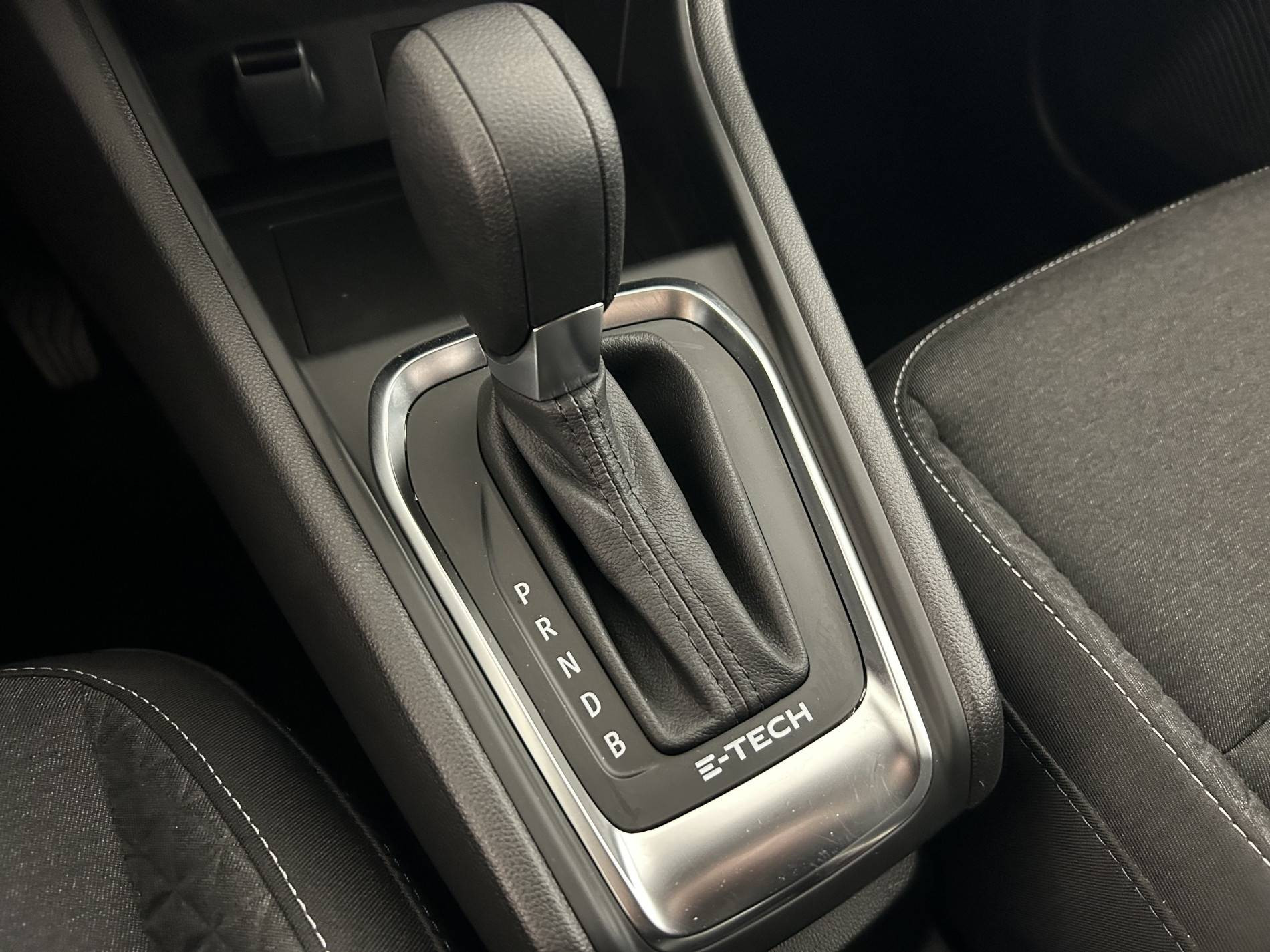 Vente en ligne Renault Captur  E-Tech full hybrid 145 au prix de 20 790 €