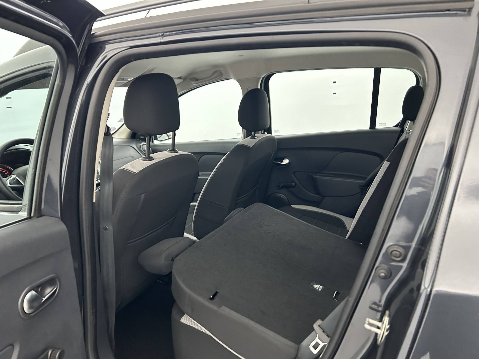 Vente en ligne Dacia Sandero 3  SCe 75 au prix de 9 890 €