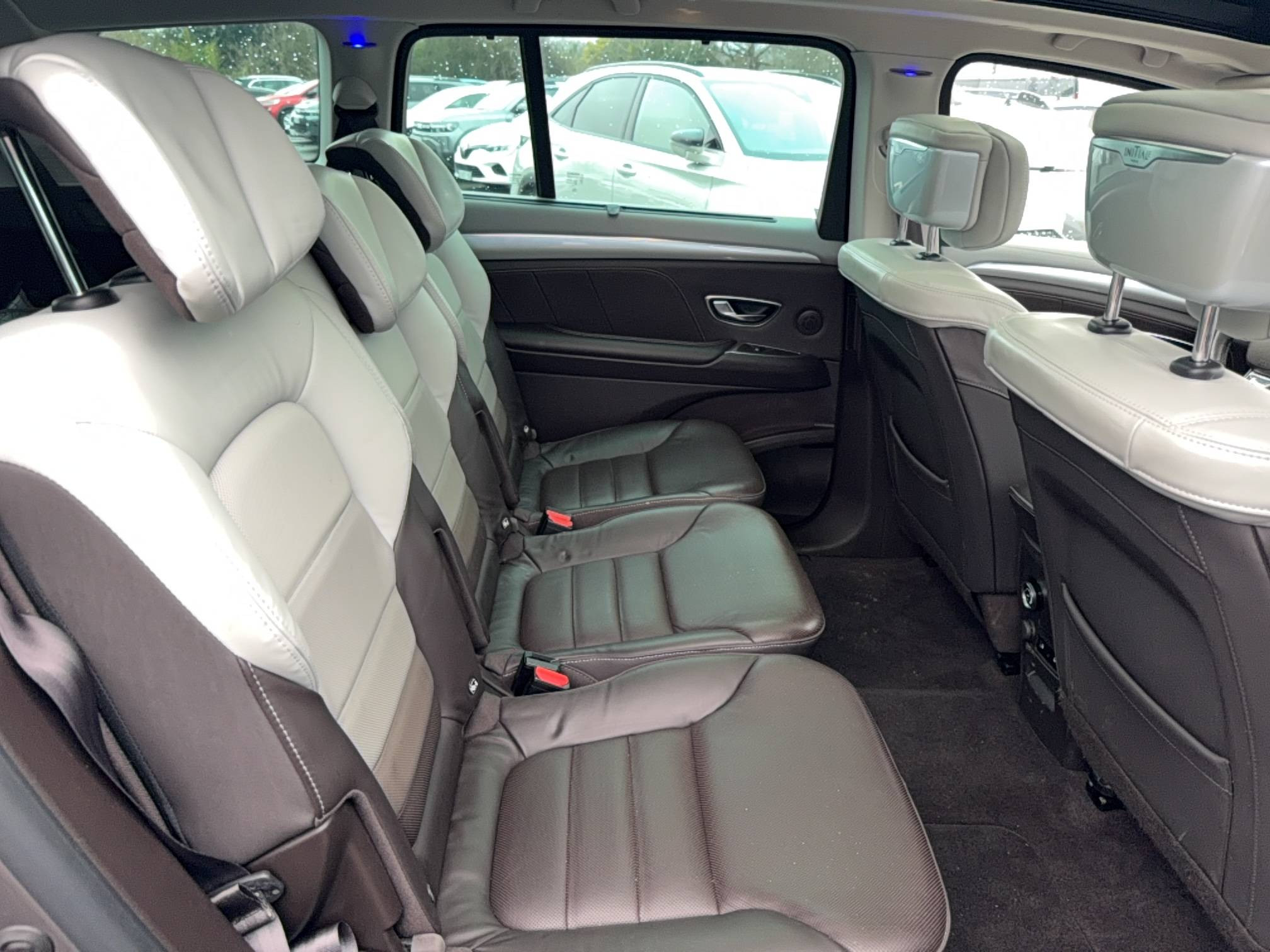 Vente en ligne Renault Espace 5 Espace Blue dCi 200 EDC au prix de 26 990 €