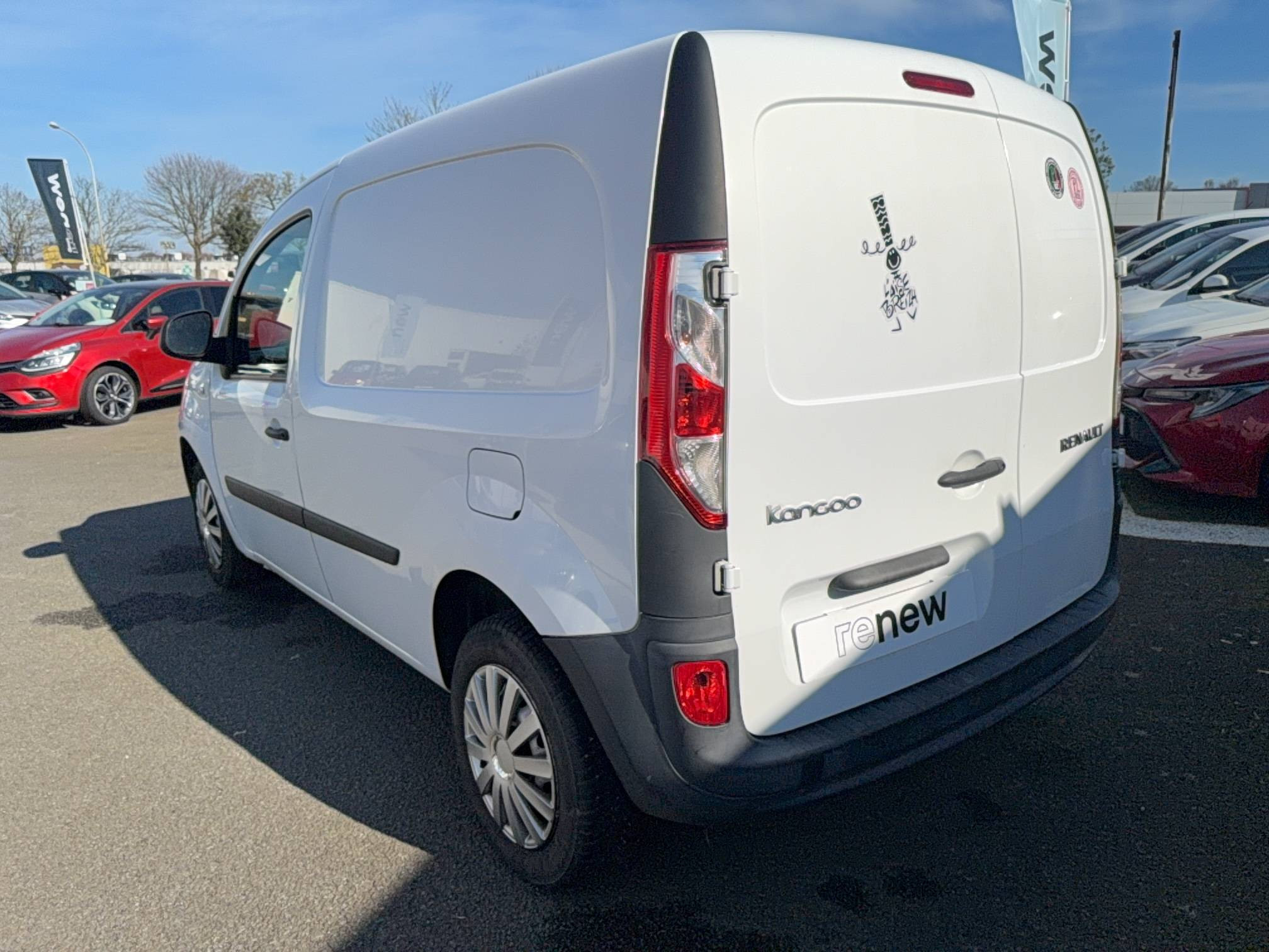 Vente en ligne Renault Kangoo Express  1.5 DCI 90 ENERGY au prix de 9 990 €