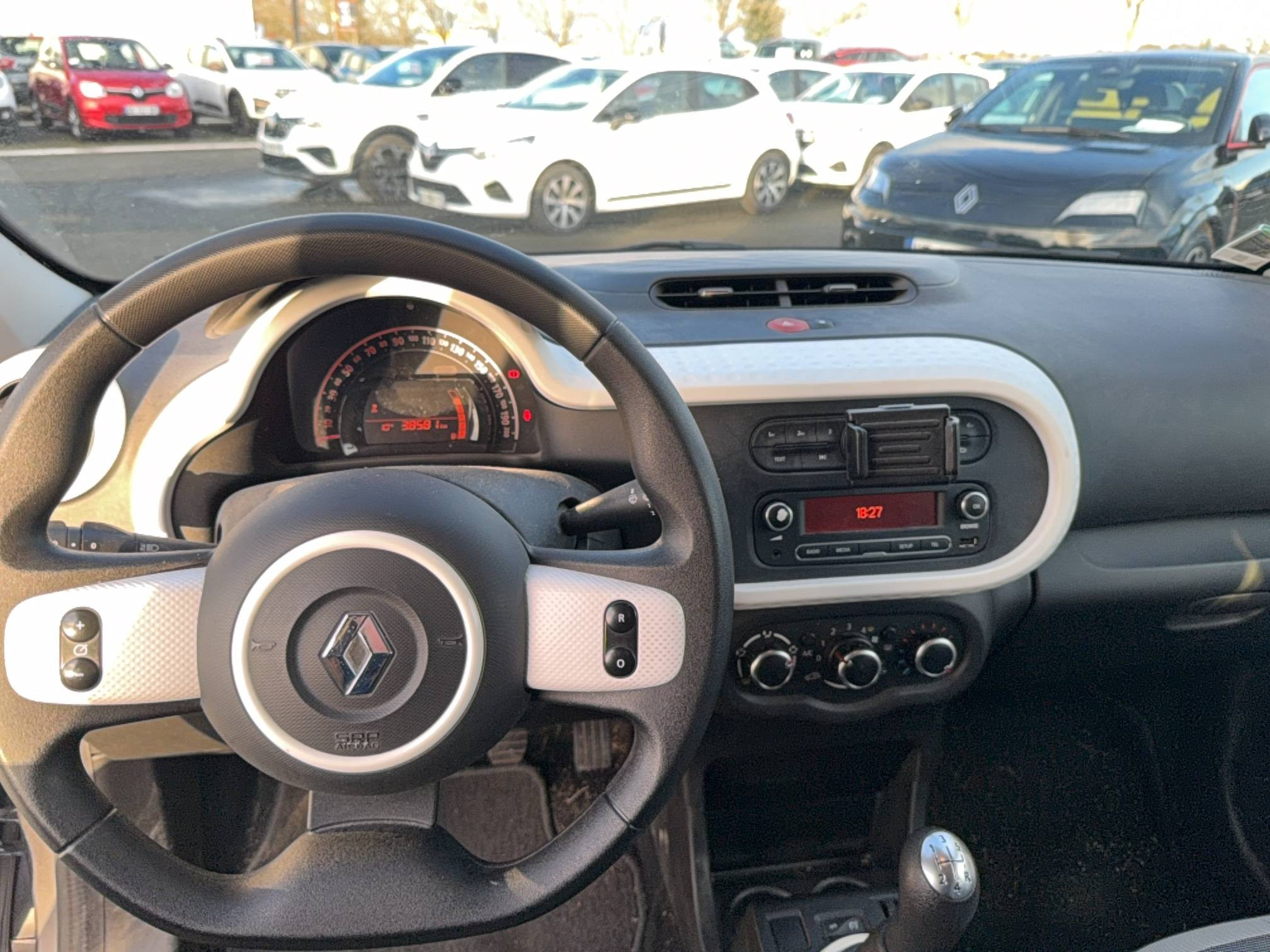 Vente en ligne Renault Twingo 3  1.0 SCe 70 E6C au prix de 8 990 €