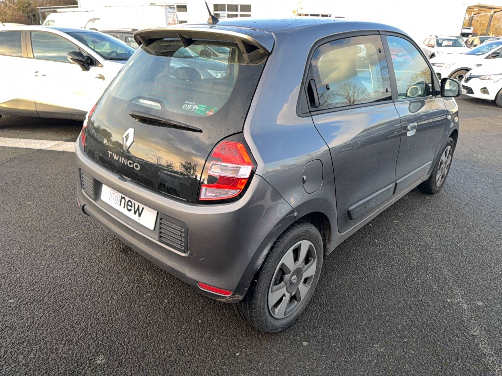 Vente en ligne Renault Twingo 3  1.0 SCe 70 E6C au prix de 8 990 €