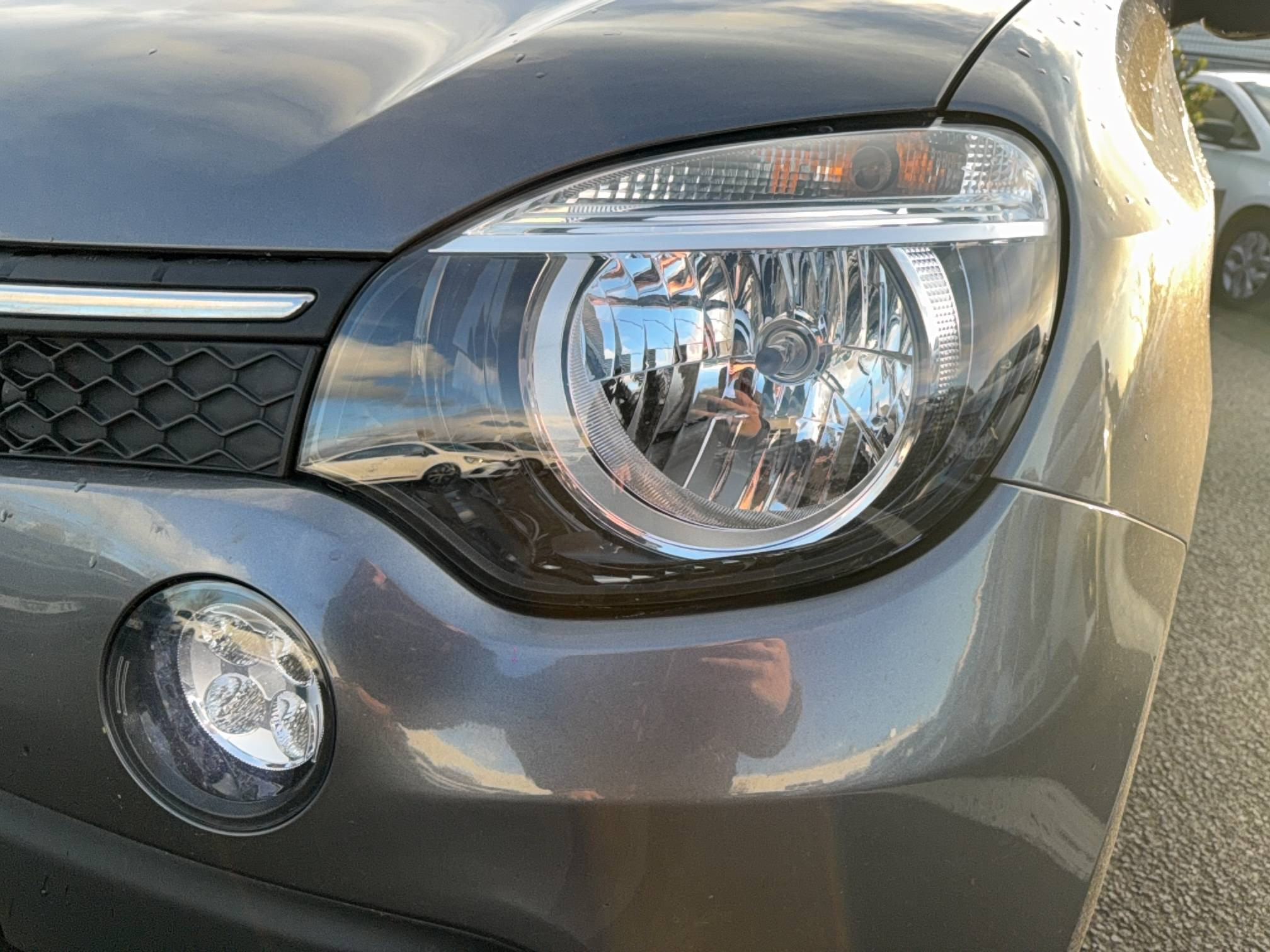 Vente en ligne Renault Twingo 3  1.0 SCe 70 E6C au prix de 8 990 €