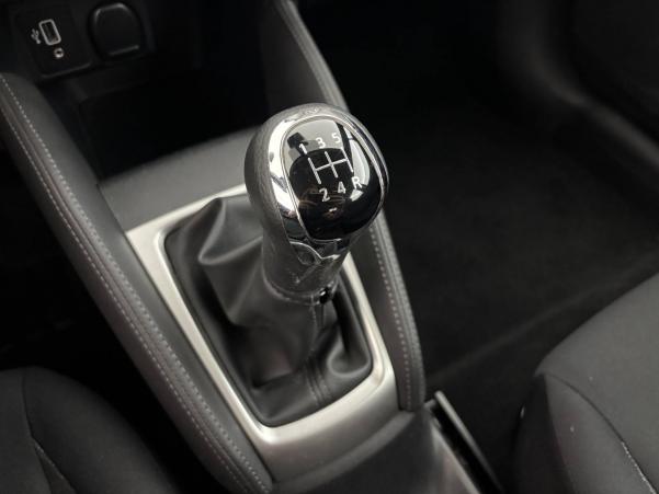 Vente en ligne Nissan Micra Micra IG-T 92 au prix de 12 990 €