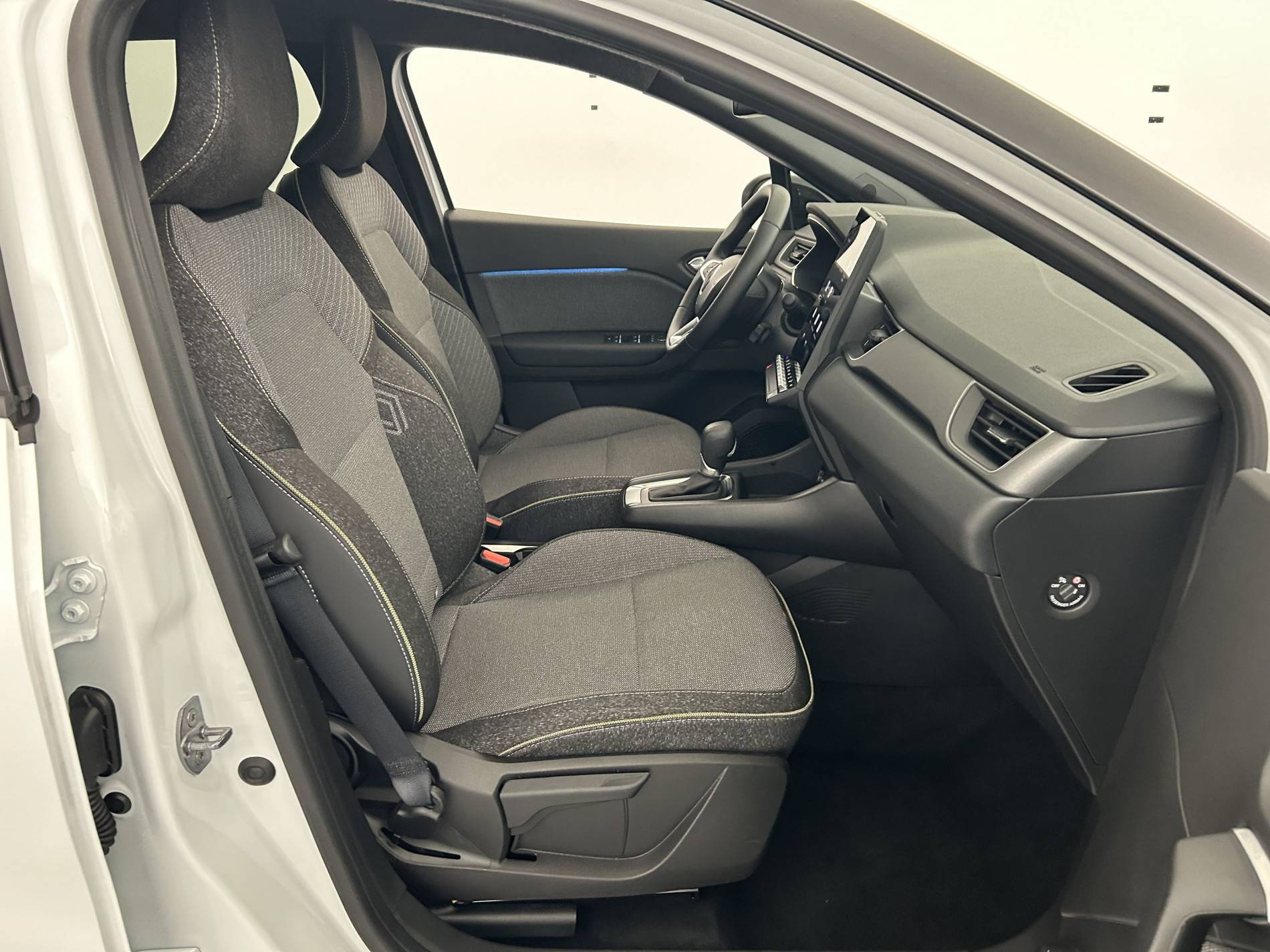 Vente en ligne Renault Captur  E-Tech full hybrid 145 ch au prix de 25 690 €