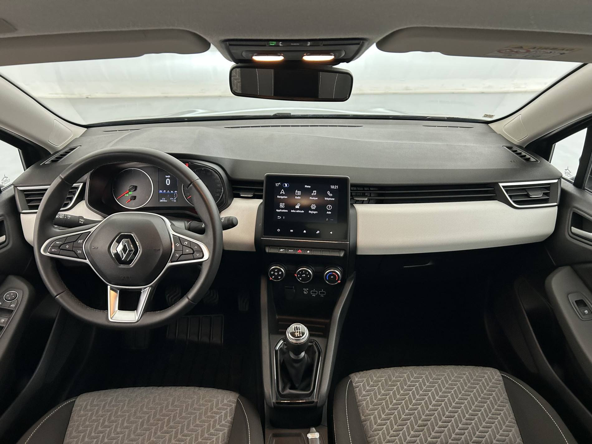 Vente en ligne Renault Clio 5 Clio TCe 90 au prix de 14 890 €