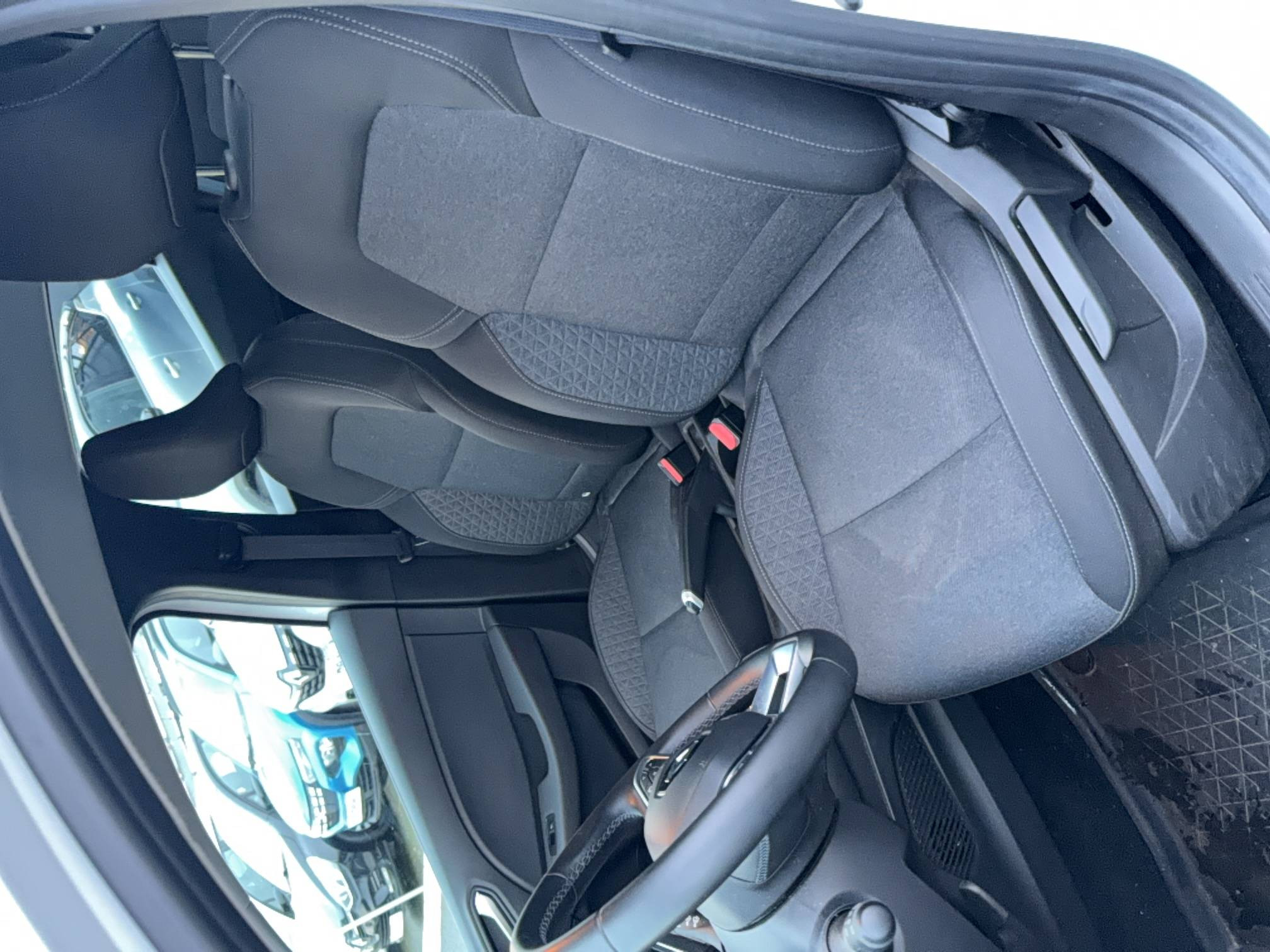 Vente en ligne Renault Clio 5 Clio E-Tech full hybrid 145 au prix de 17 490 €