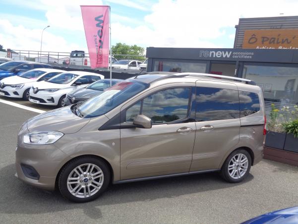 Vente en ligne Ford Tourneo Courier  1.0 E 100 BV6 S&S au prix de 14 490 €