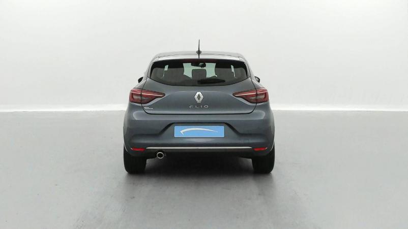 Vente en ligne Renault Clio 5 Clio TCe 90 - 21N au prix de 15 490 €