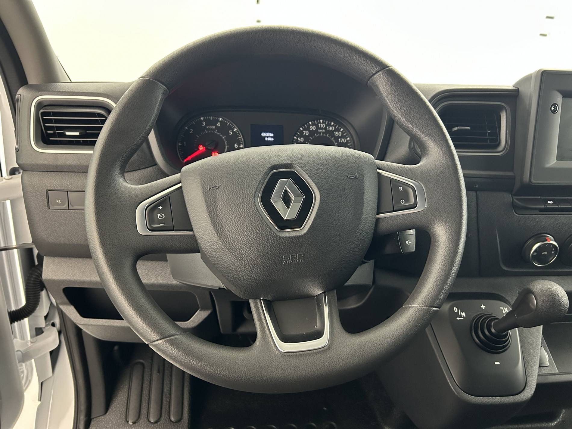 Vente en ligne Renault Master Fourgon MASTER FGN TRAC F3500 L2H2 BLUE DCI 180 BVR au prix de 29 490 €